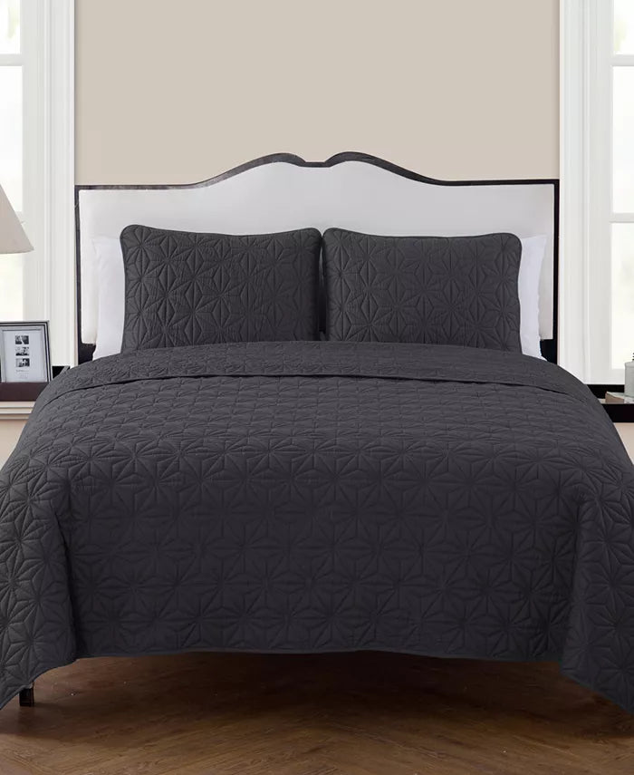VCNY Home Kaleidoscope 3-Piece Grey Geometric Quilt Set King