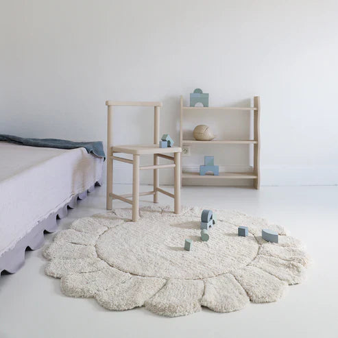 GABRIELLE Round washable cotton children's bedroom rug with ‘petals’ finish