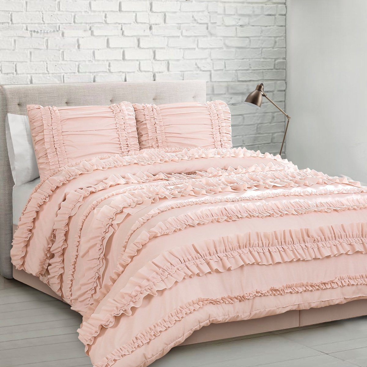 Belle Comforter Set
