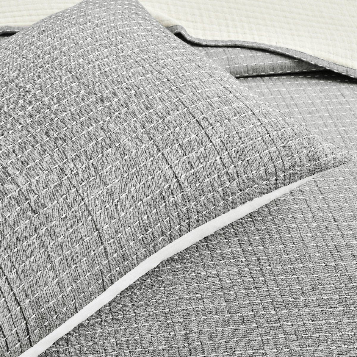 Solid Kantha Pick Stitch Yarn Dyed Cotton Woven Quilt/Coverlet Set