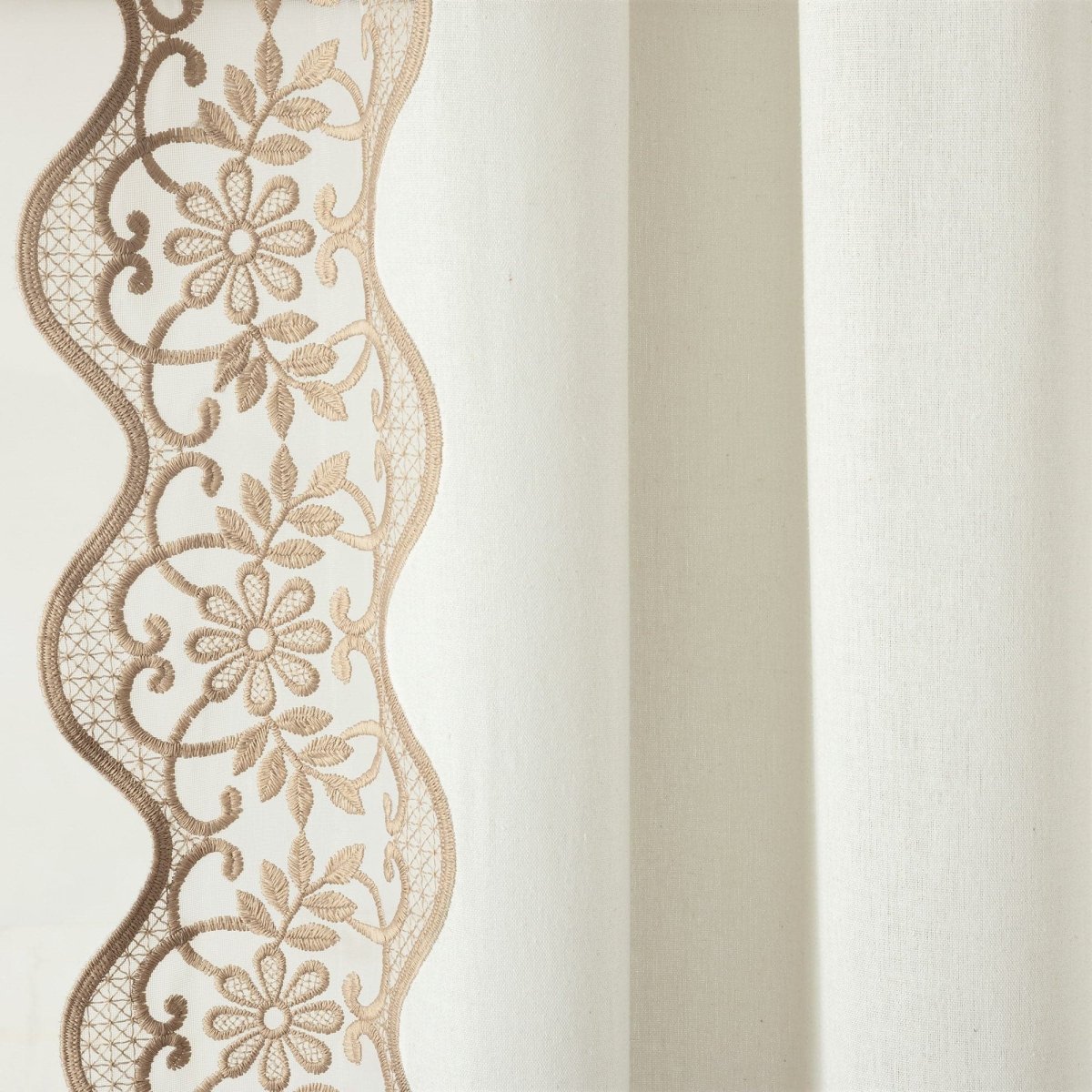 Scalloped Edge Lace Border Window Curtain Panel