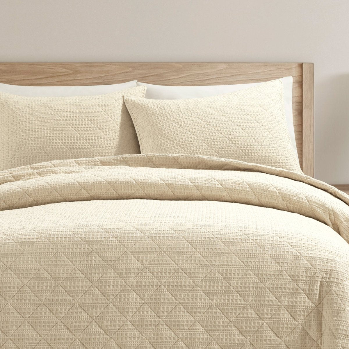 Haniya Solid Waffle Woven Cotton Textured Quilt Set