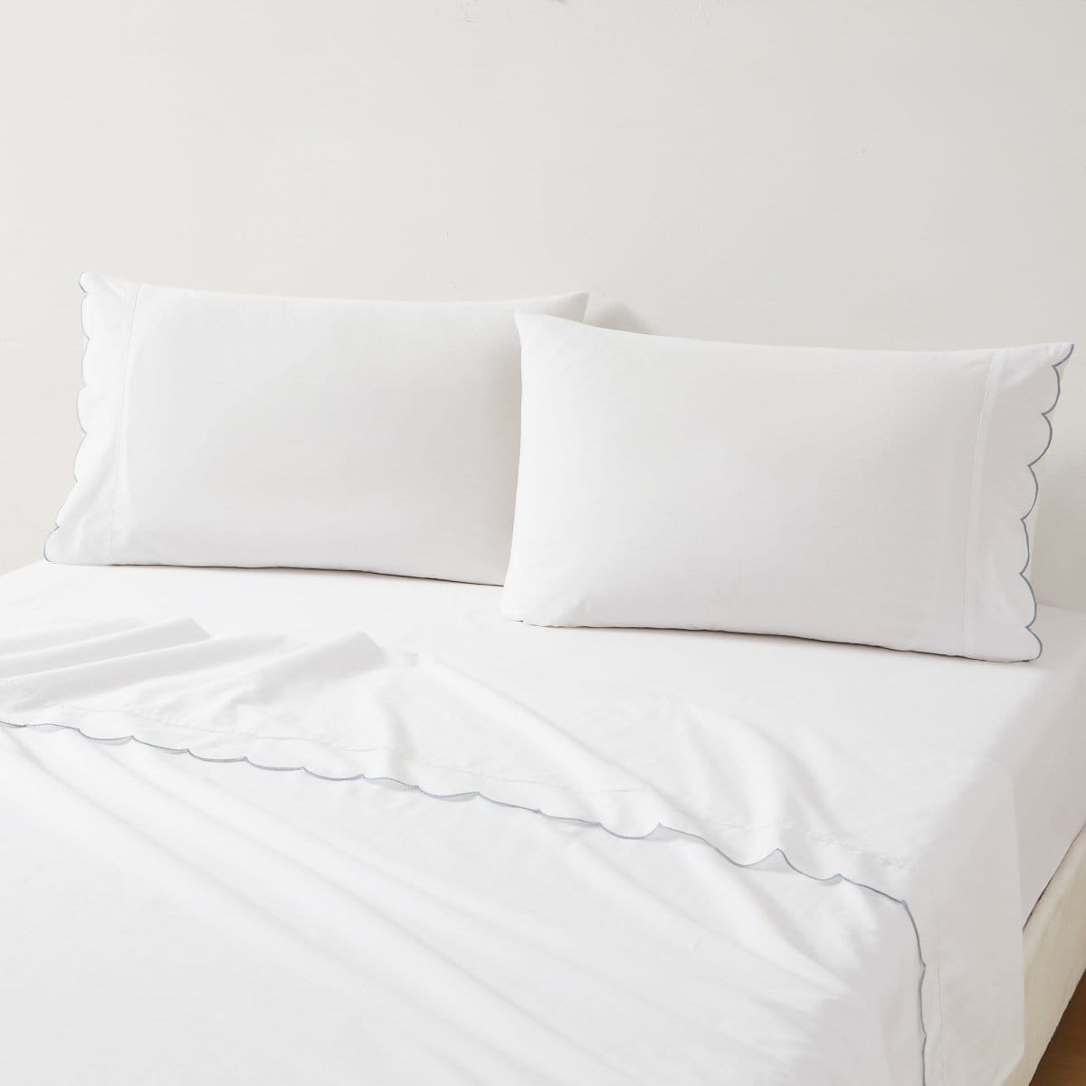 Coastal Chic Scalloped Edge Cotton Sheet Set