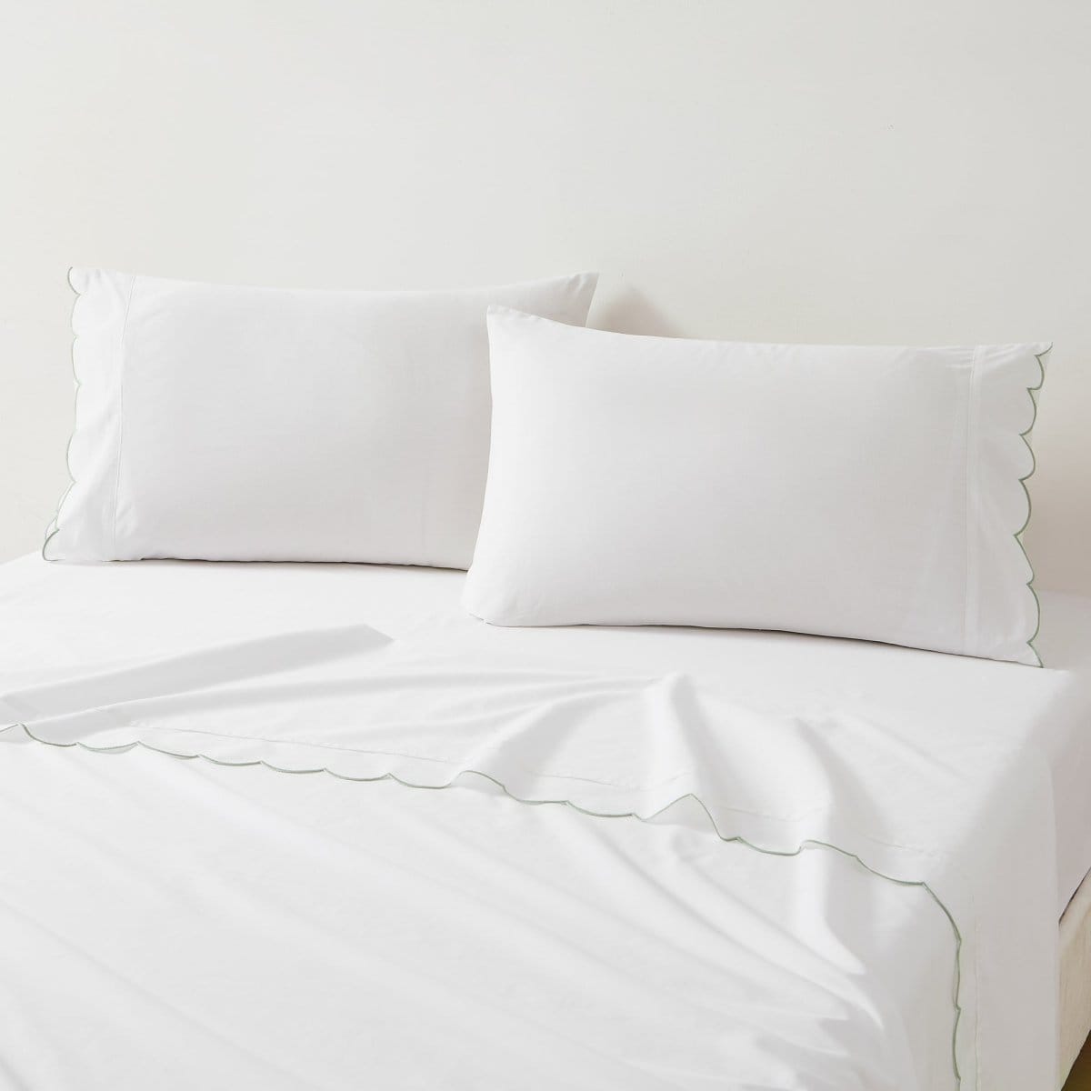 Coastal Chic Scalloped Edge Cotton Sheet Set