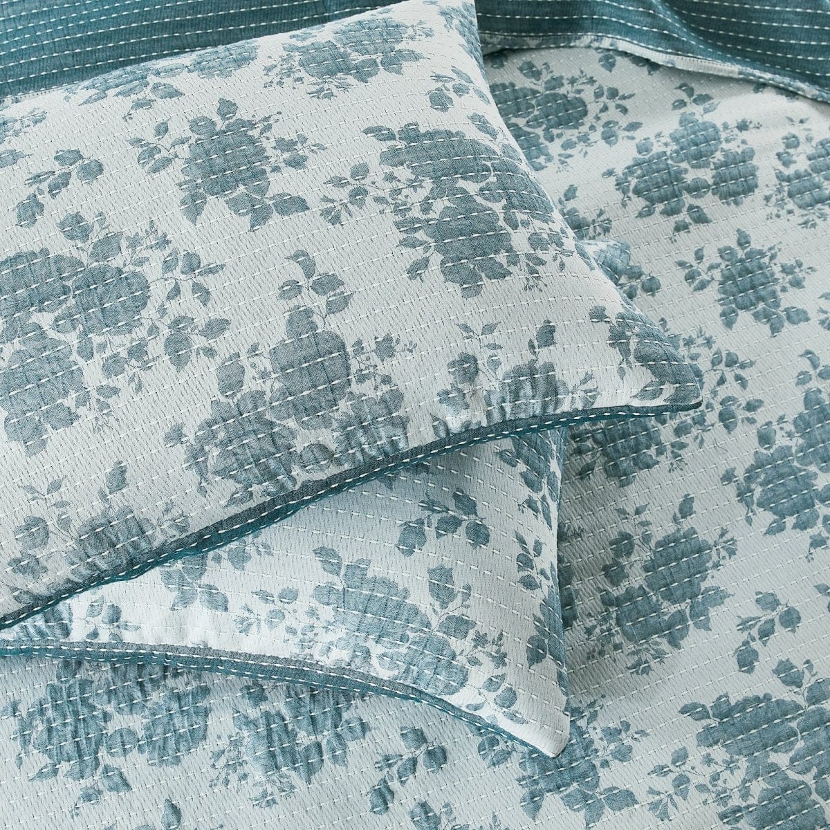 Rose Garden Pick Stitch Jacquard Matelasse Coverlet Set