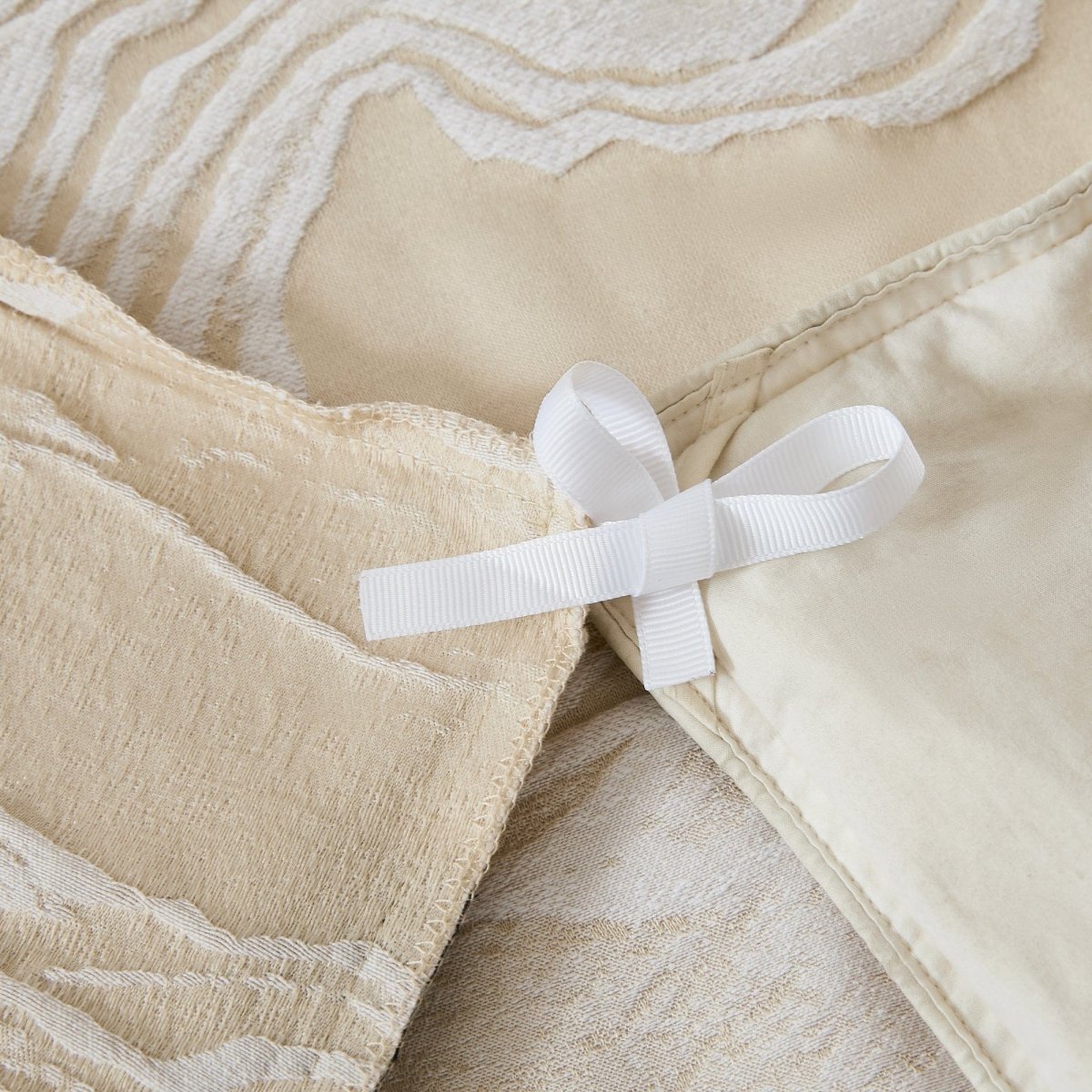 Cascade Wave Duvet Cover Set