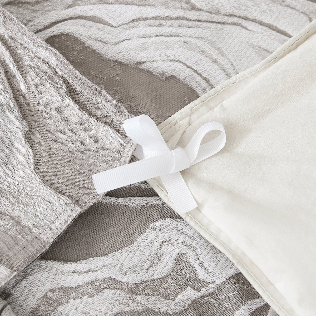 Cascade Wave Duvet Cover Set