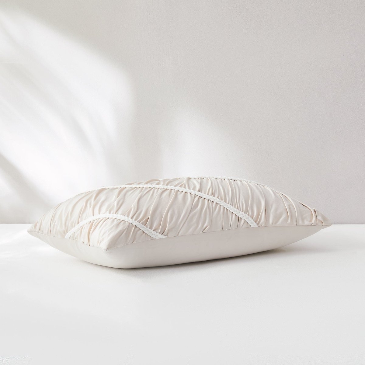 Flora Flow Decorative Pillow Cover