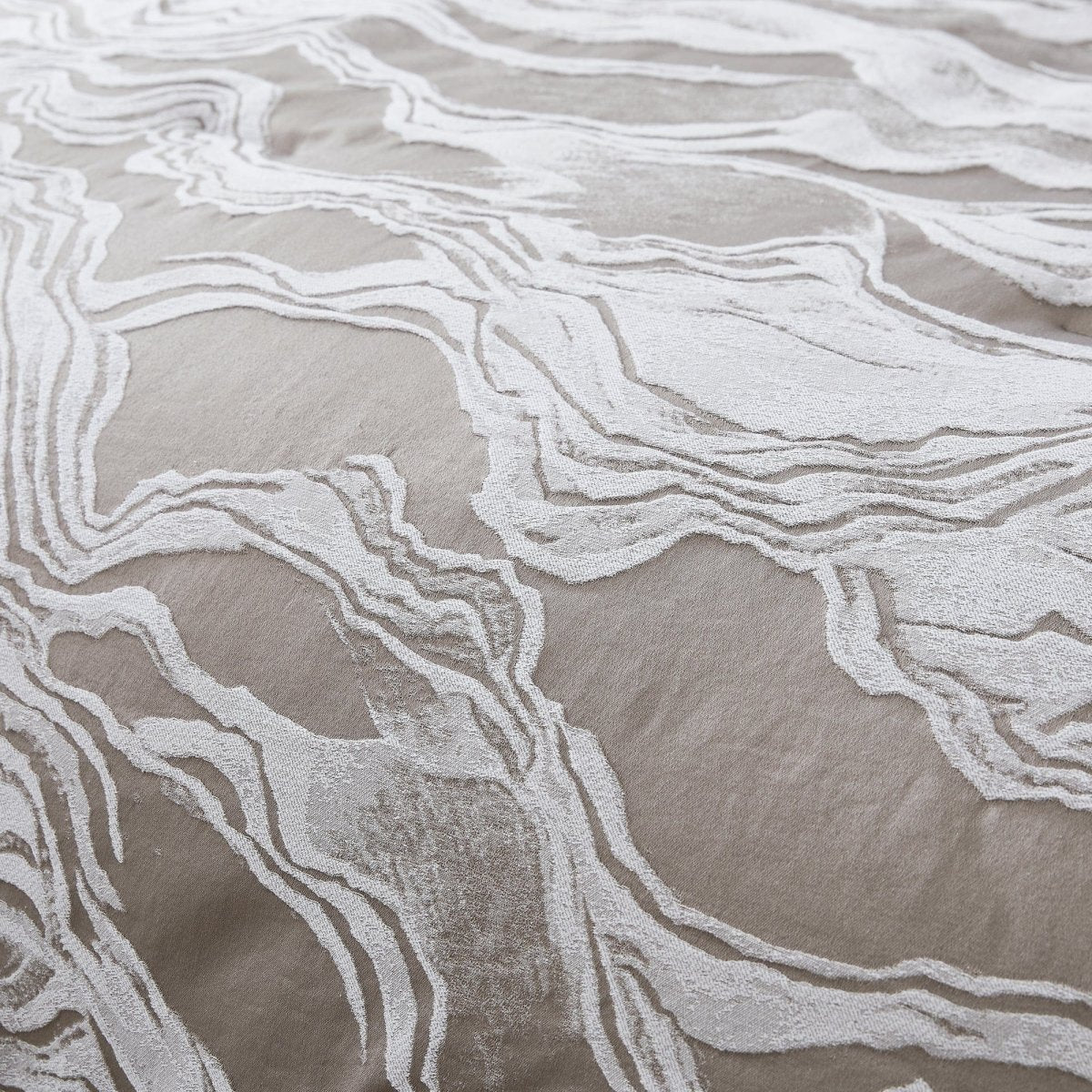 Cascade Wave Comforter Set