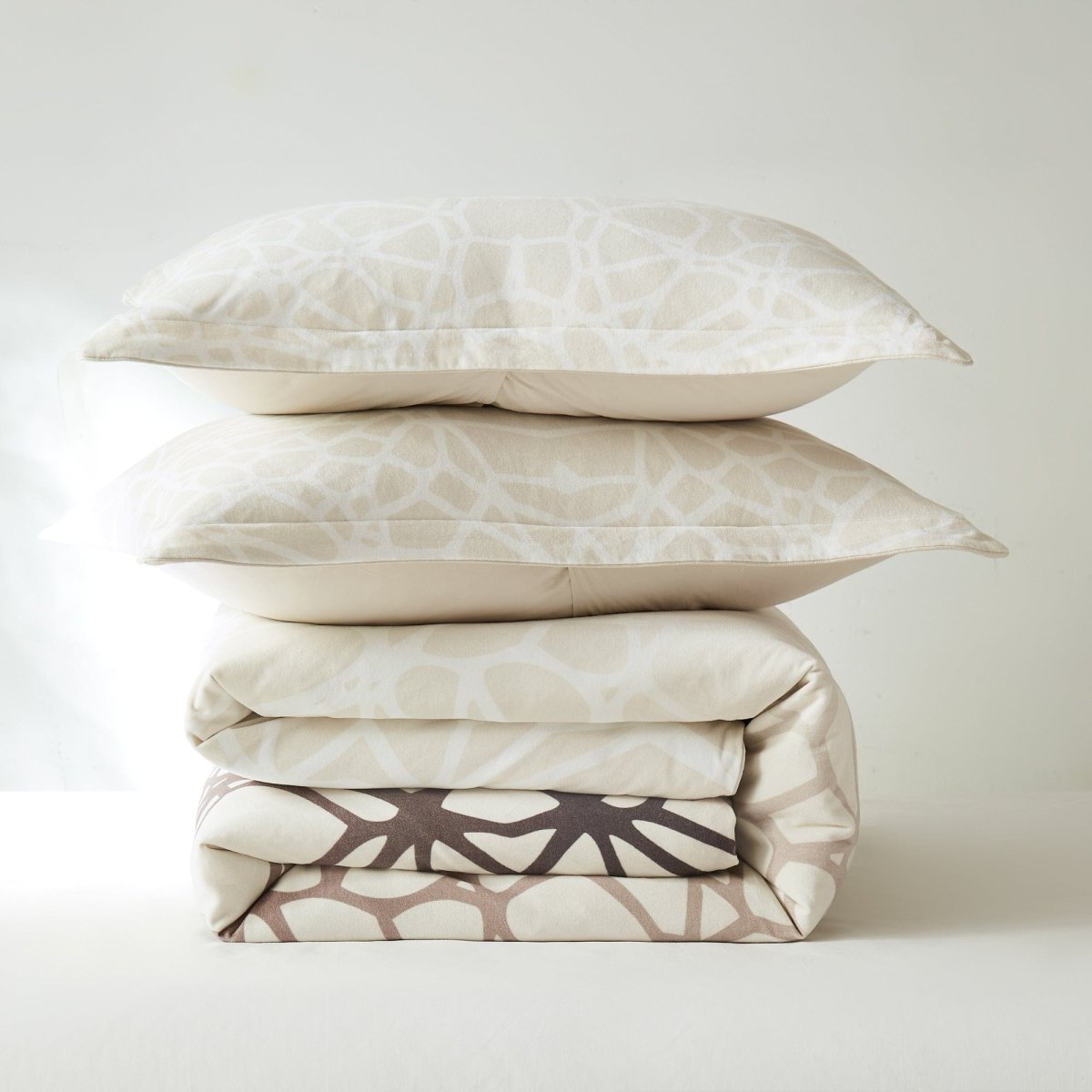 Ethereal Tangle Velvet Comforter Set