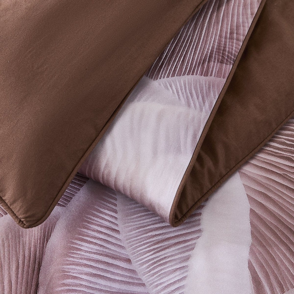 Mycelium Dream Comforter Set