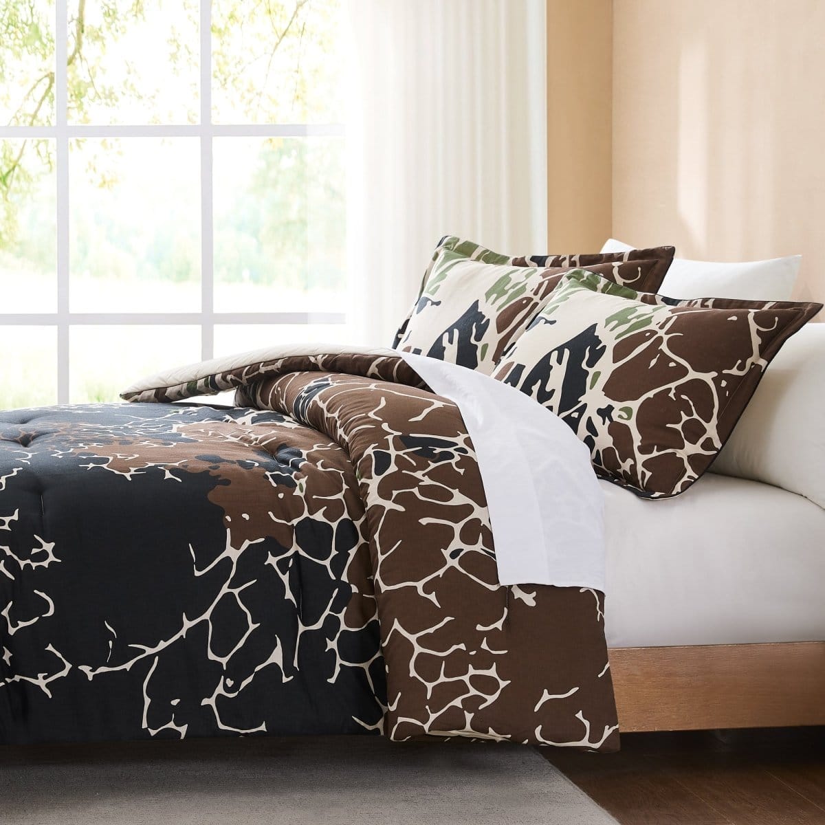 Threaded Roots Comforter Set