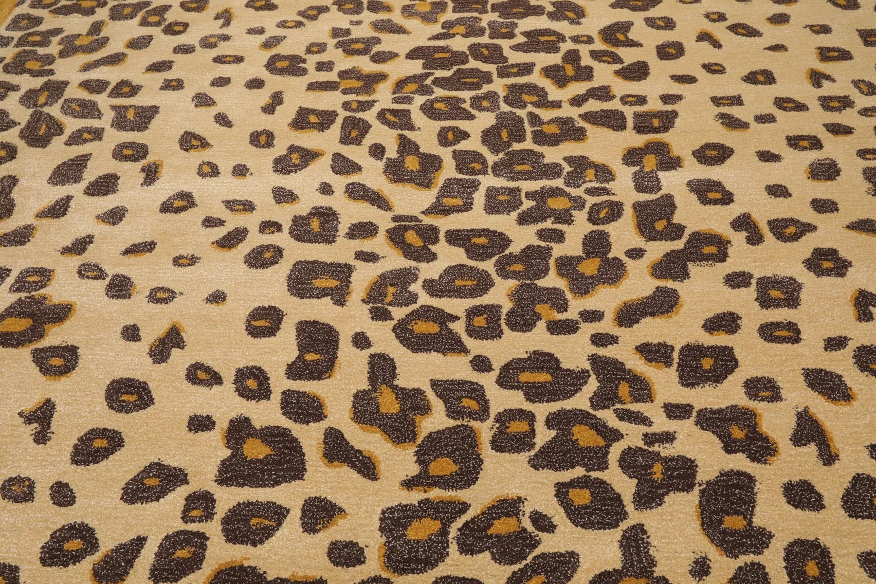 LoomBloom Multi Size Warm Beige Hand Tufted Modern Leopard Print Wool and Bamboo Silk Oriental Area Rug