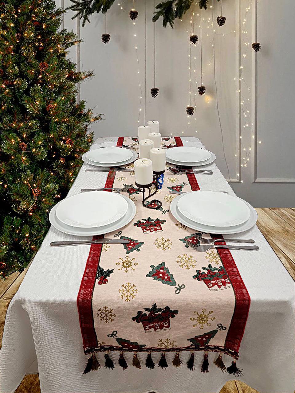 Festive Christmas Presents Table Runner F07M5-10D-0