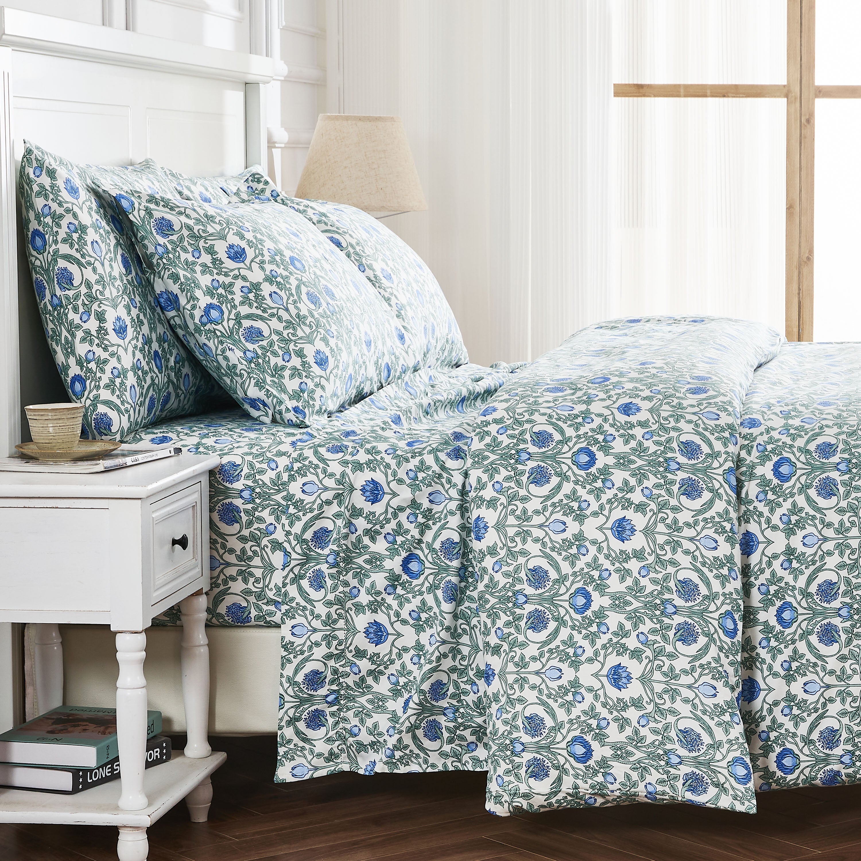 Arts & Crafts Floral Printed Duvet Set