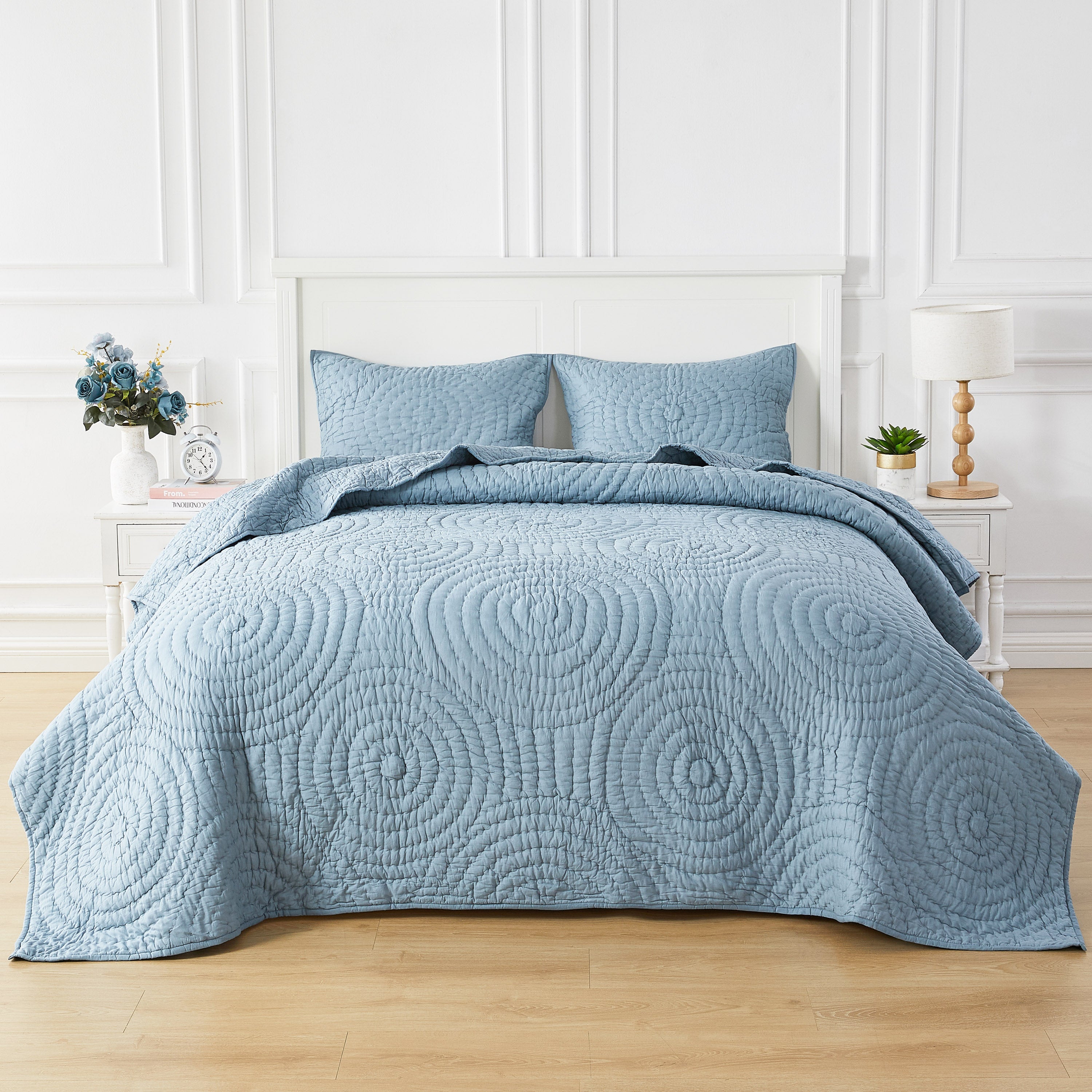 Halo Cotton Voile Hand Stitched Quilt Set