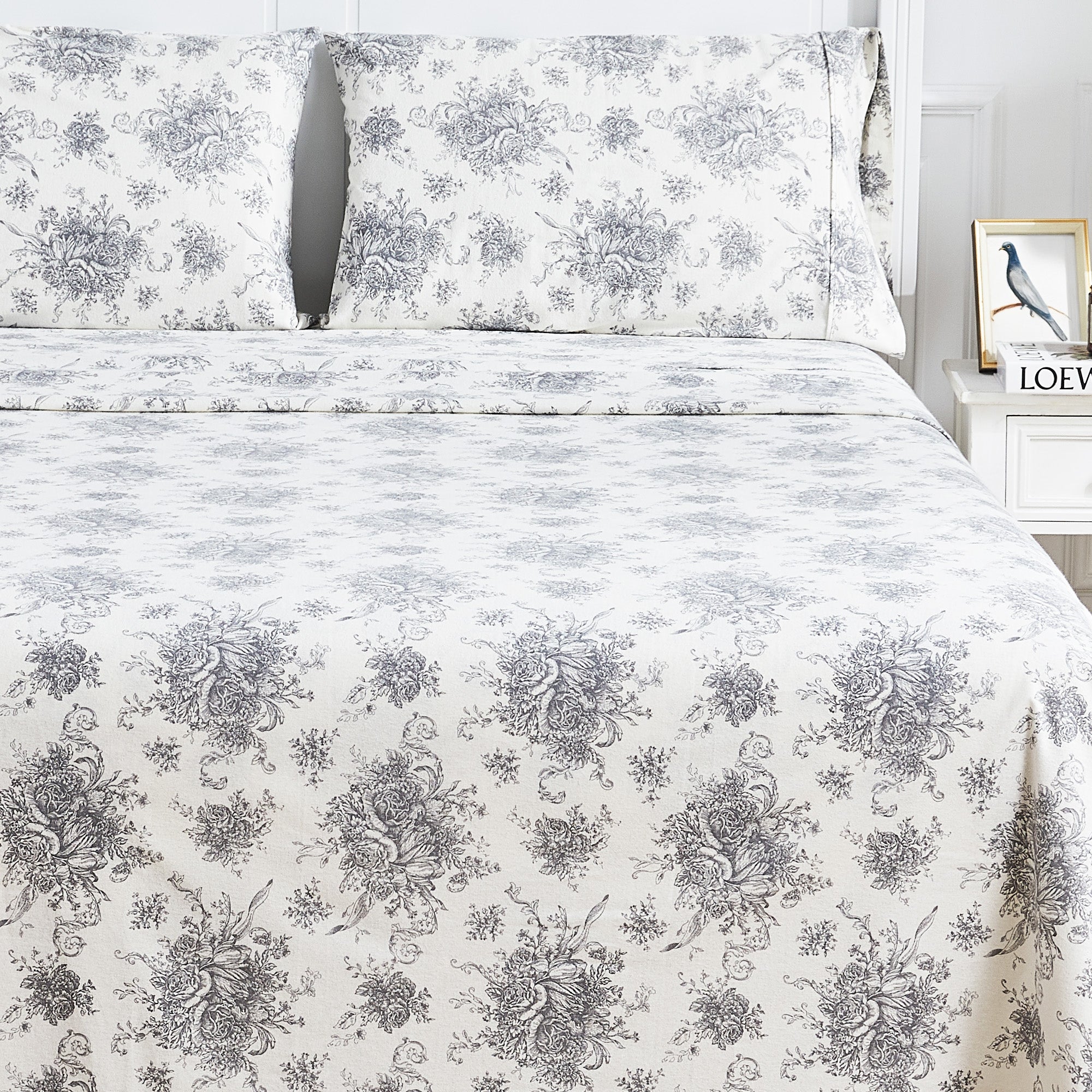 Petit Toile Flannel Sheet Sets