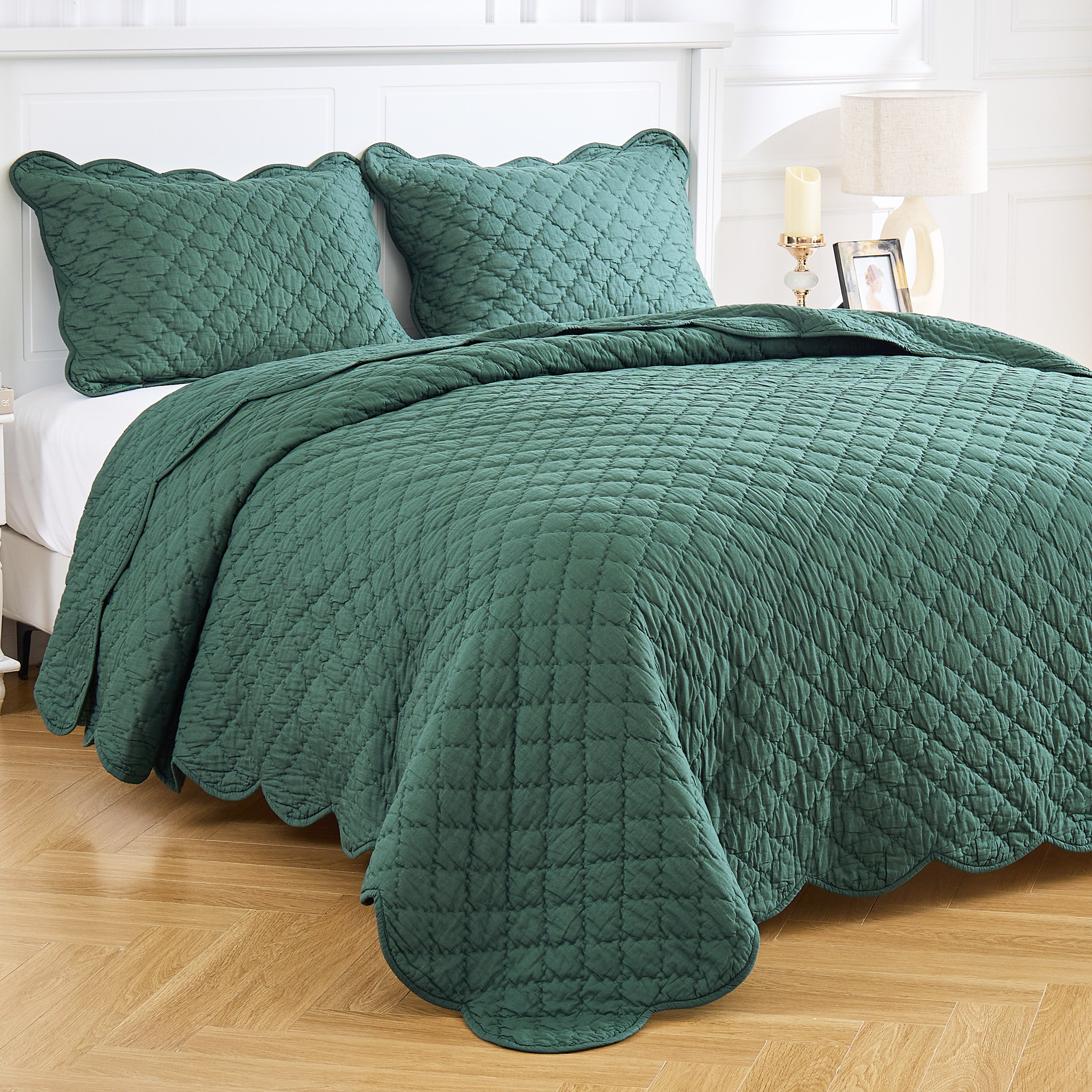 Diamond Scallop Cotton Voile Hand Stitched Quilt Set