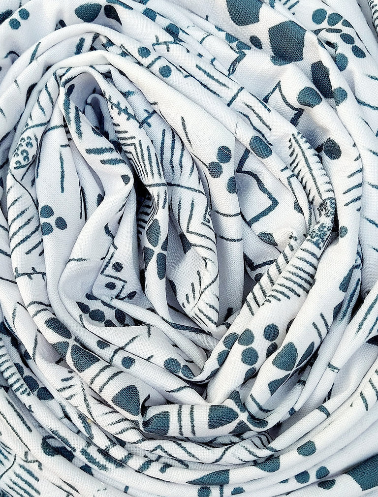 White & Blue Geometric Tablecloth | GOTS Certified Organic Cotton | Various Sizes-4