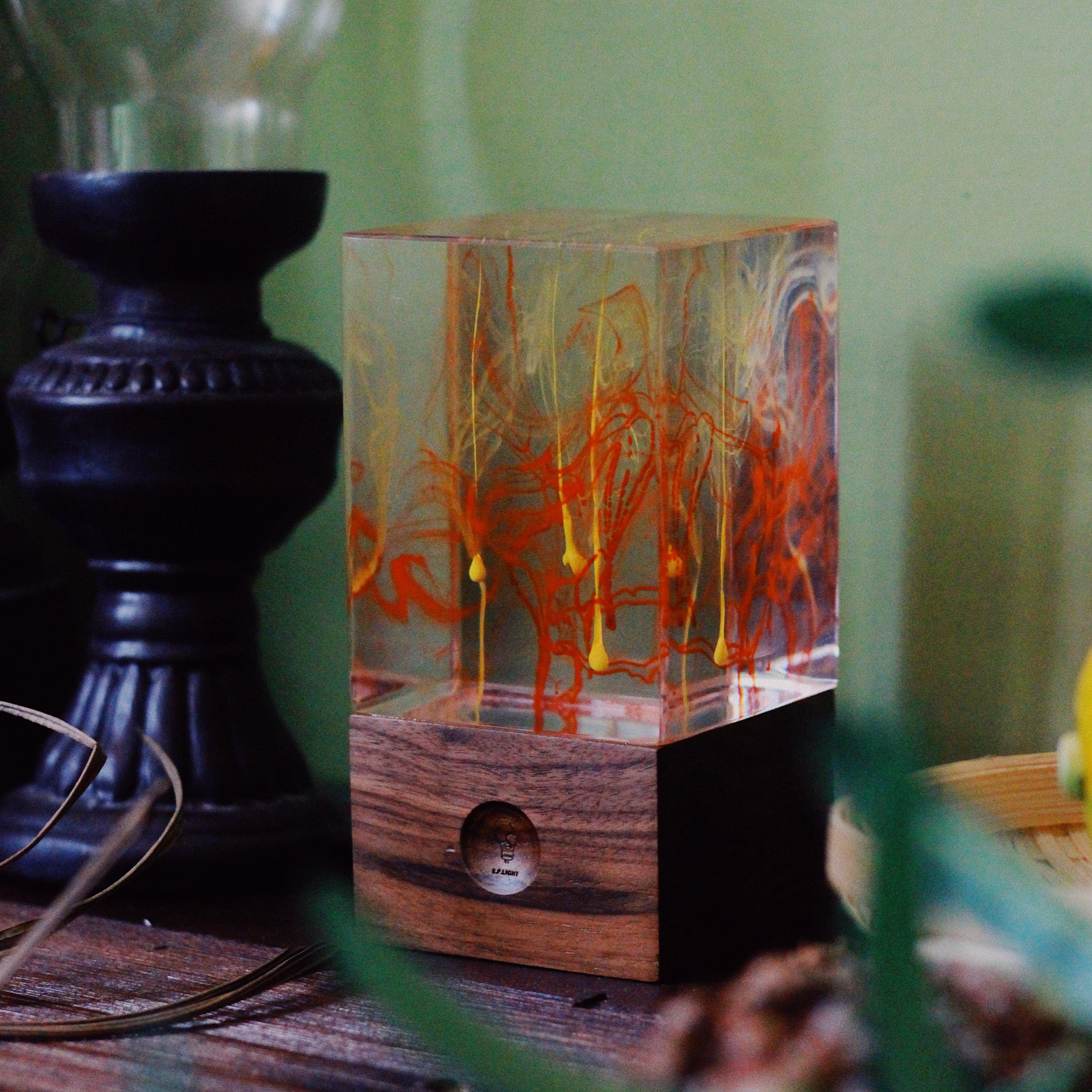 Resin table decor - Solar - PRHOMZ