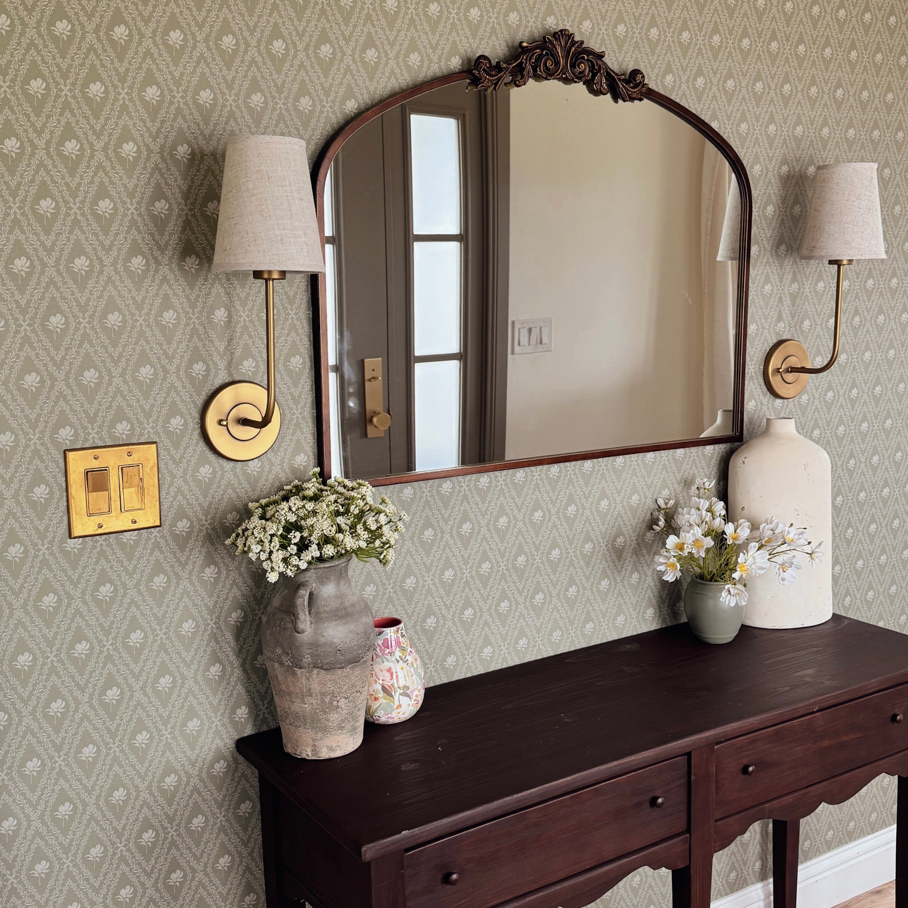 Violet Wallpaper by Taddy Mikelaites