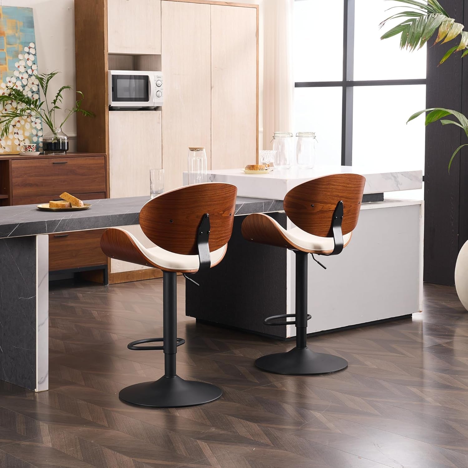 Black PU Leather Bar Stools With Back 21 Inch Wide