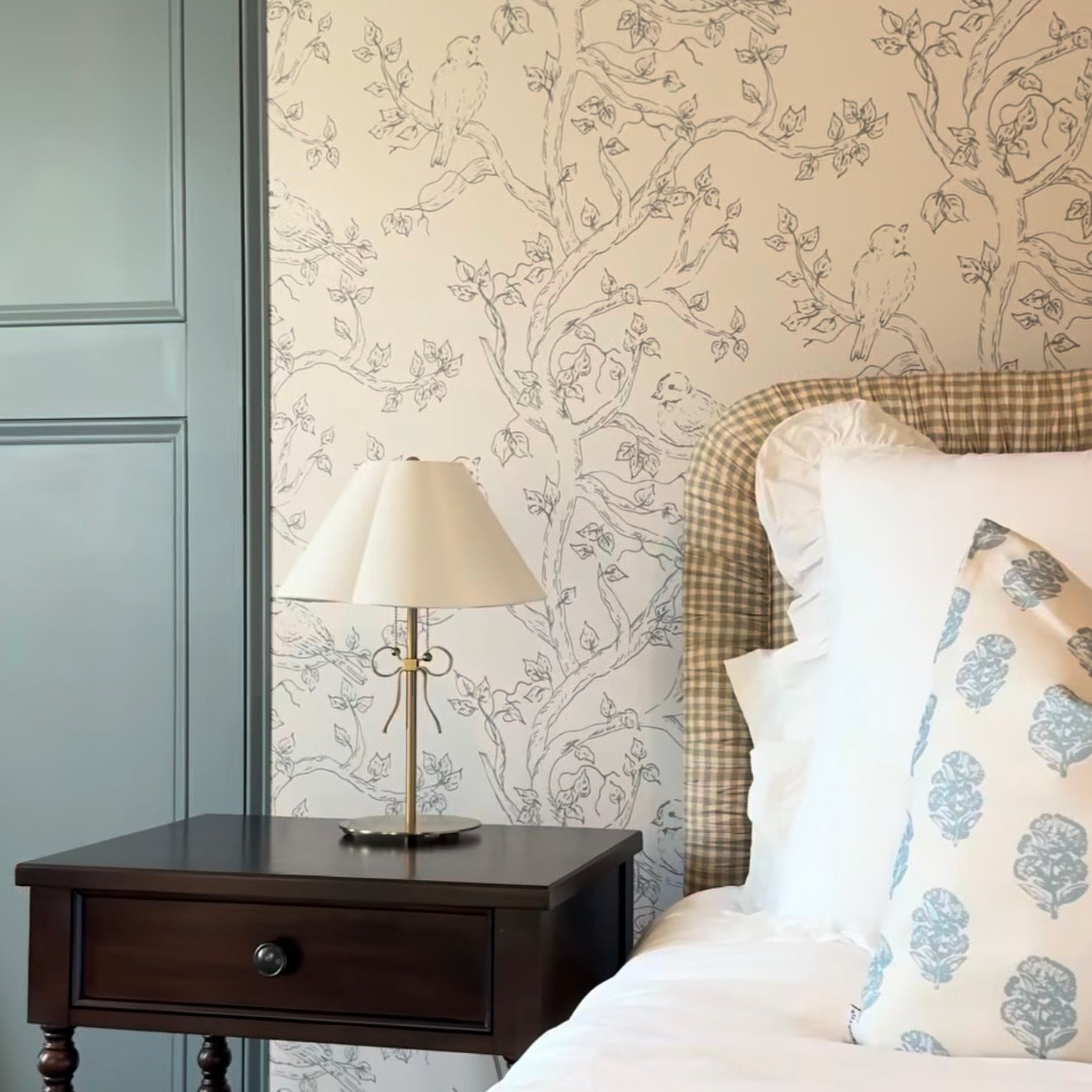 Ruby Wallpaper by Ali Anni