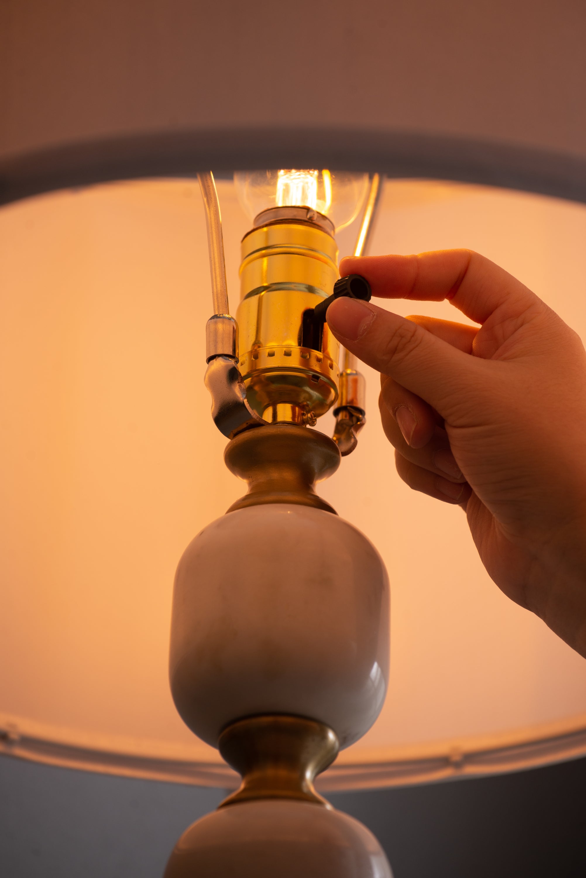 D15x26.5 Table Lamp