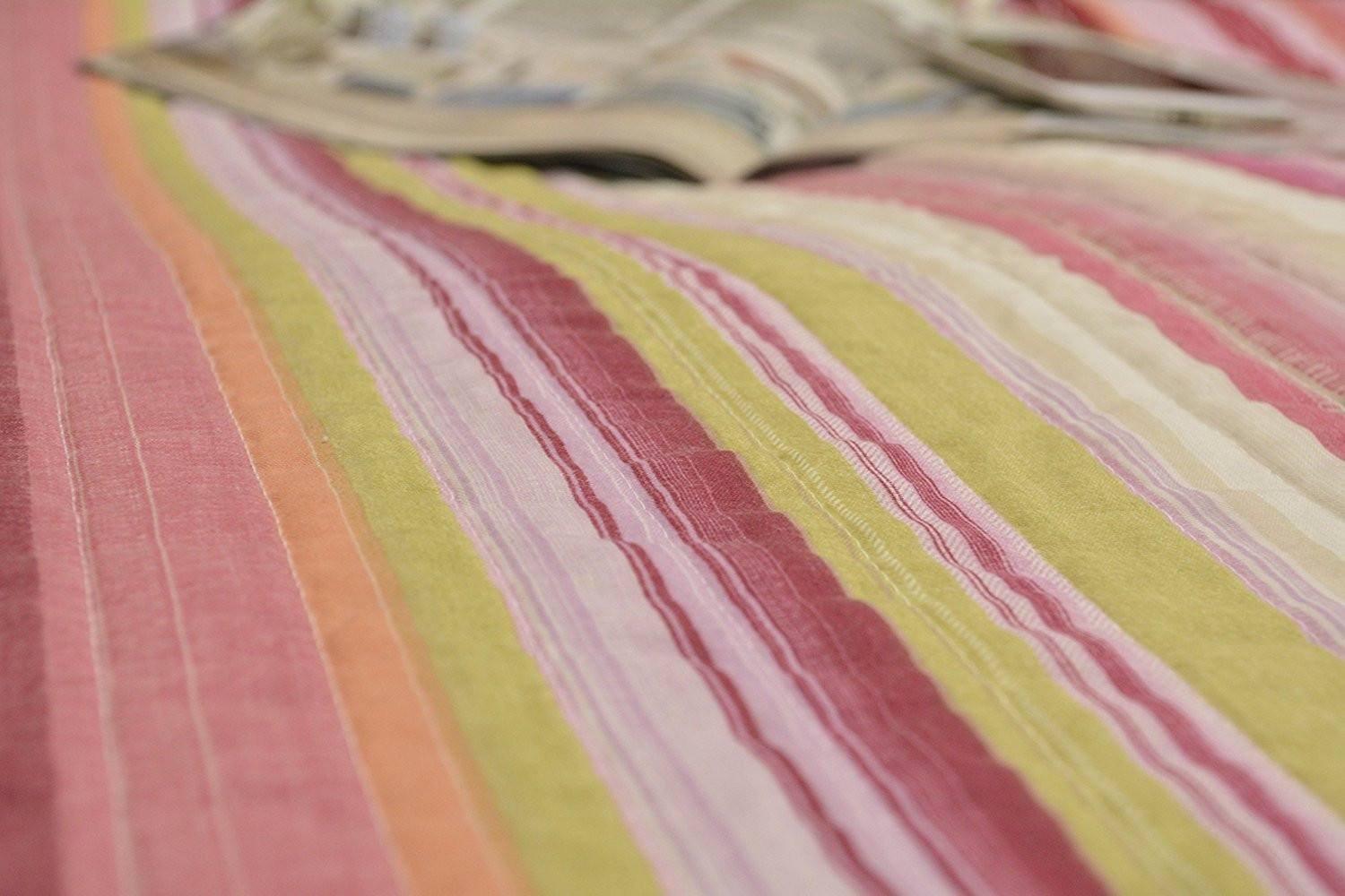 Lovely Stunning Stripes Red & Pink Reversible Quilted Coverlet Bedspread Set