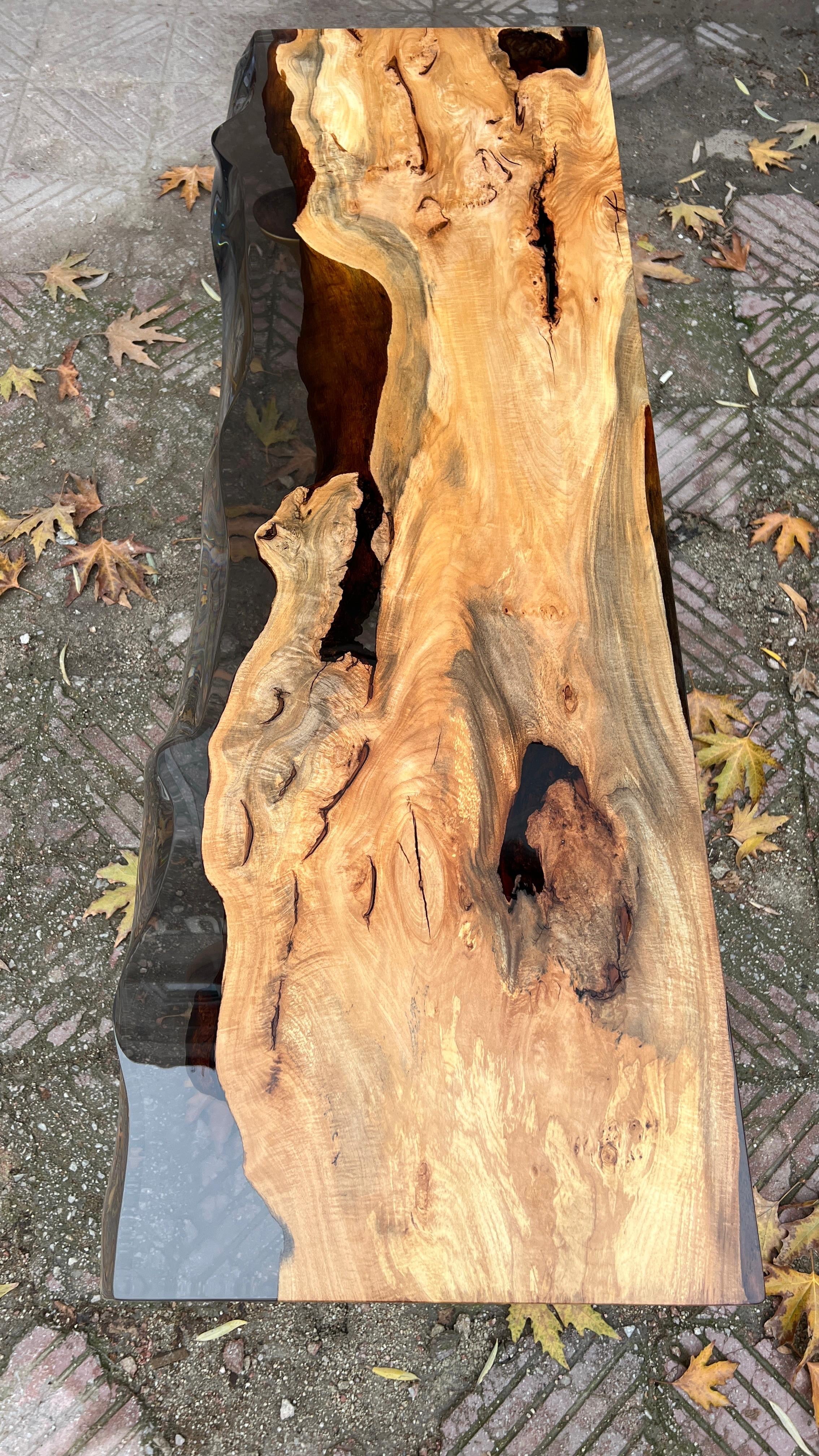 Resin Live Edge Console Table Made of Linden Wood - Foyer Table- Entryway Table