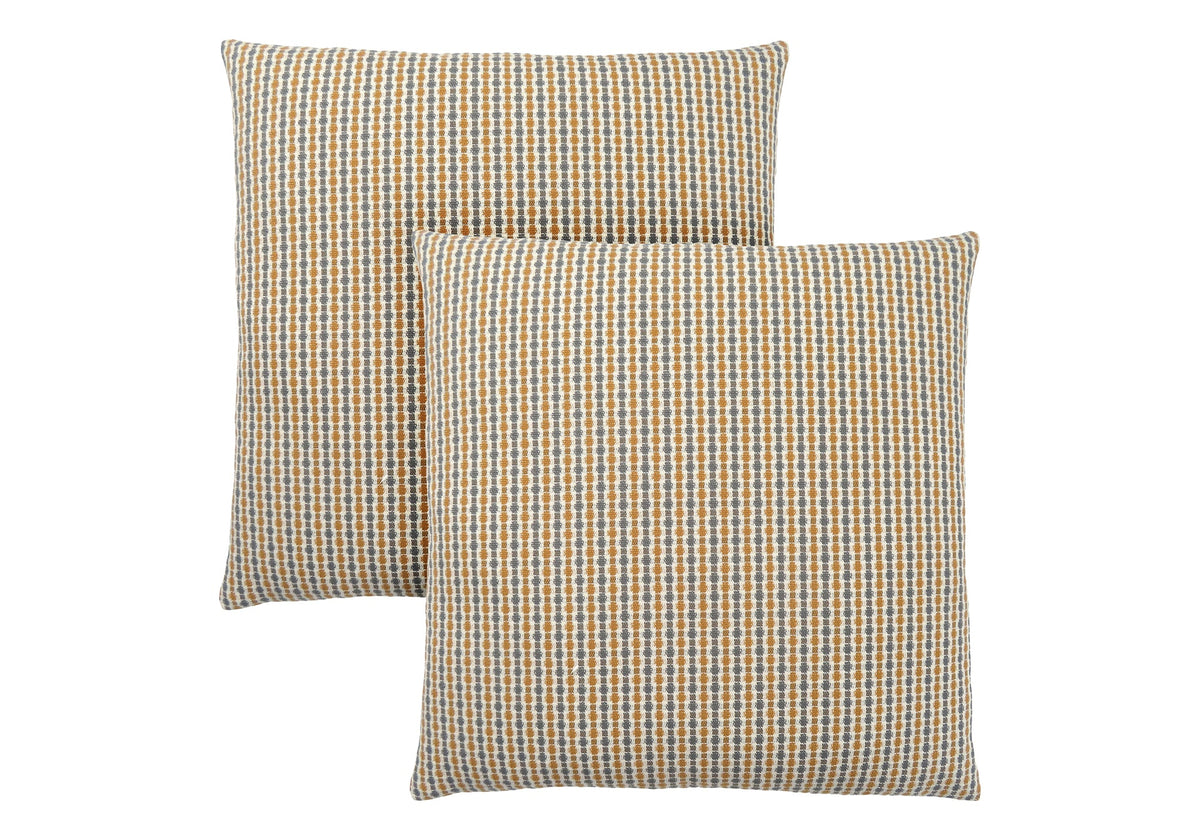 Set Of 2 Decorative Throw Pillows – 18 X 18