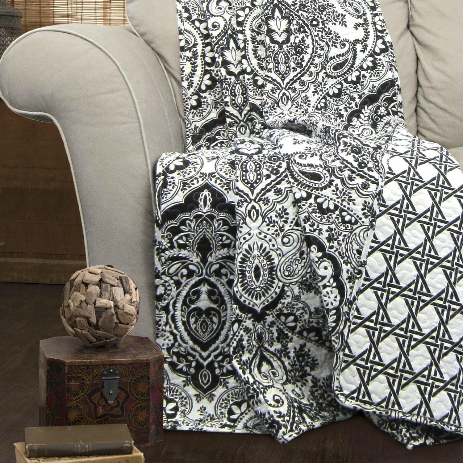 Queen size 3-Piece Quilt Set 100-Percent Cotton in Black White Damask - PRHOMZ