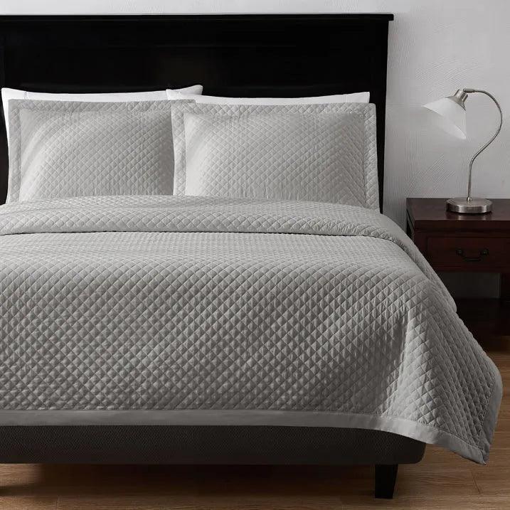 Quilted Shams & Coverlets - PRHOMZ