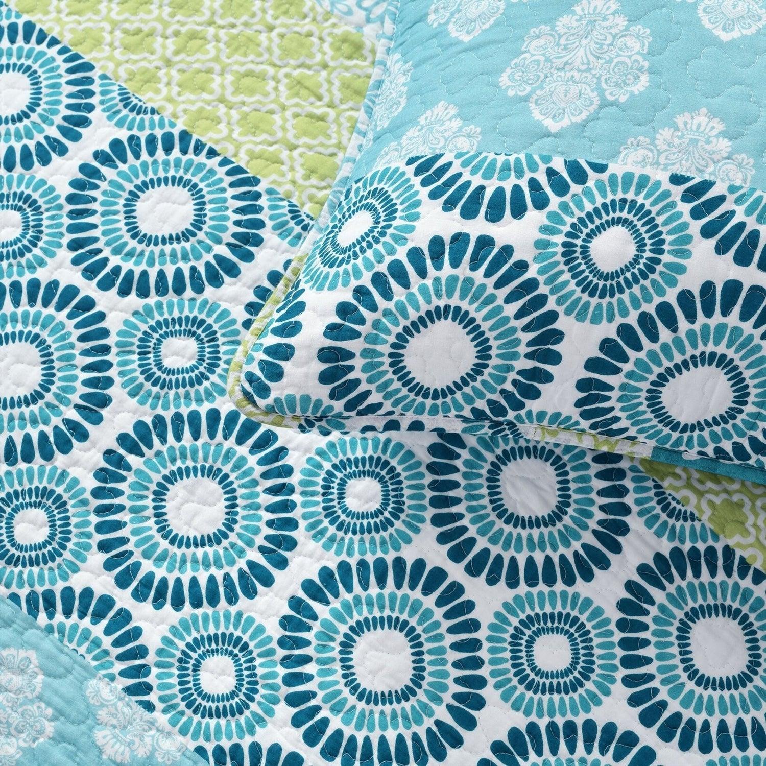 Full/Queen Cotton 3 Piece Reversible Blue White Green Floral Damask Quilt Set - PRHOMZ