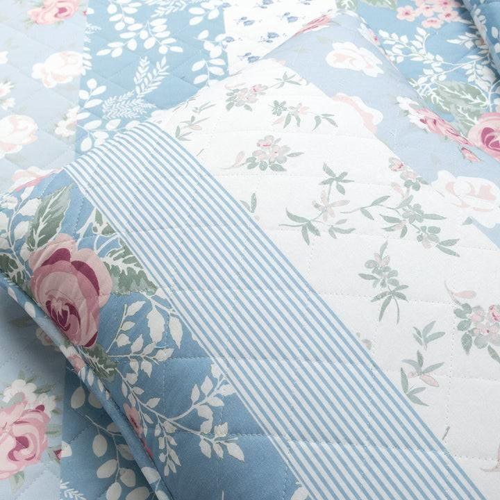 Full/Queen Blue Pink White Beige Floral Cottage Lightweight 3-Piece Quilt Set - PRHOMZ