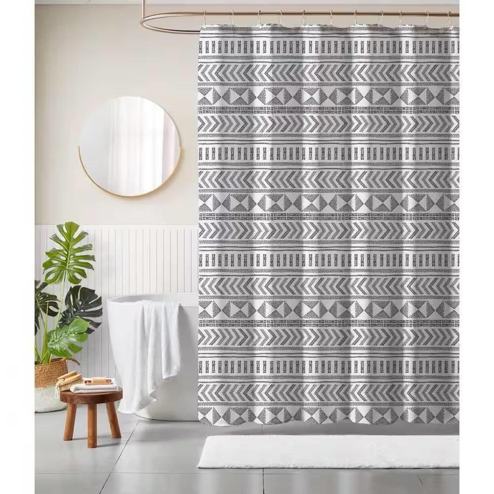72-inch Polyester Shower Curtain with Black White Scandinavian Chevron Pattern - PRHOMZ