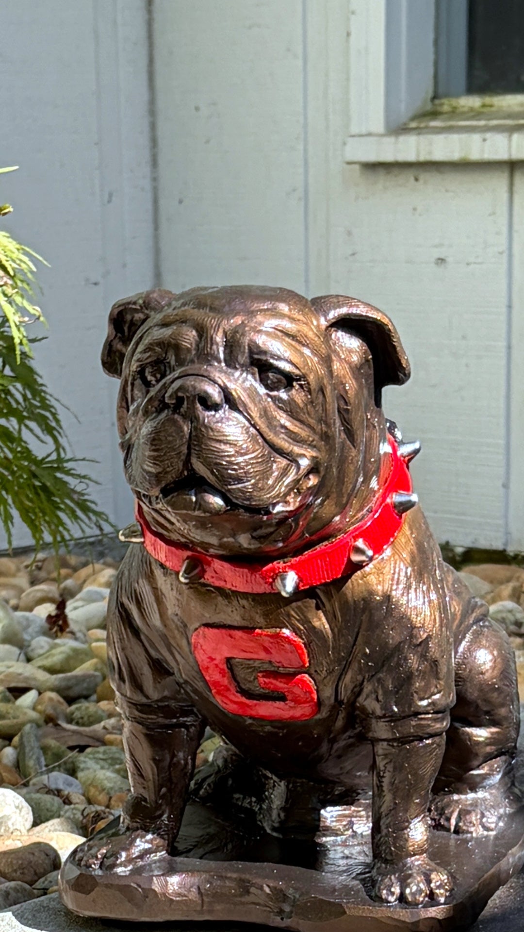 Bronze Metal Coating, Georgia Bulldogs Mascot Cement Sculpture for Garden, Yard, Home Decor and Porch.
