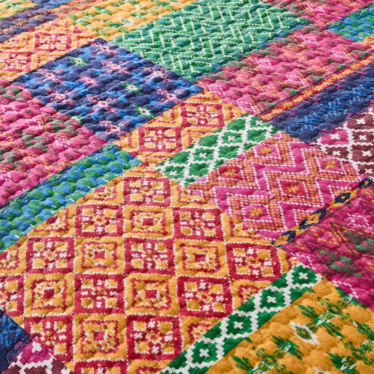 Misha Quilt Set