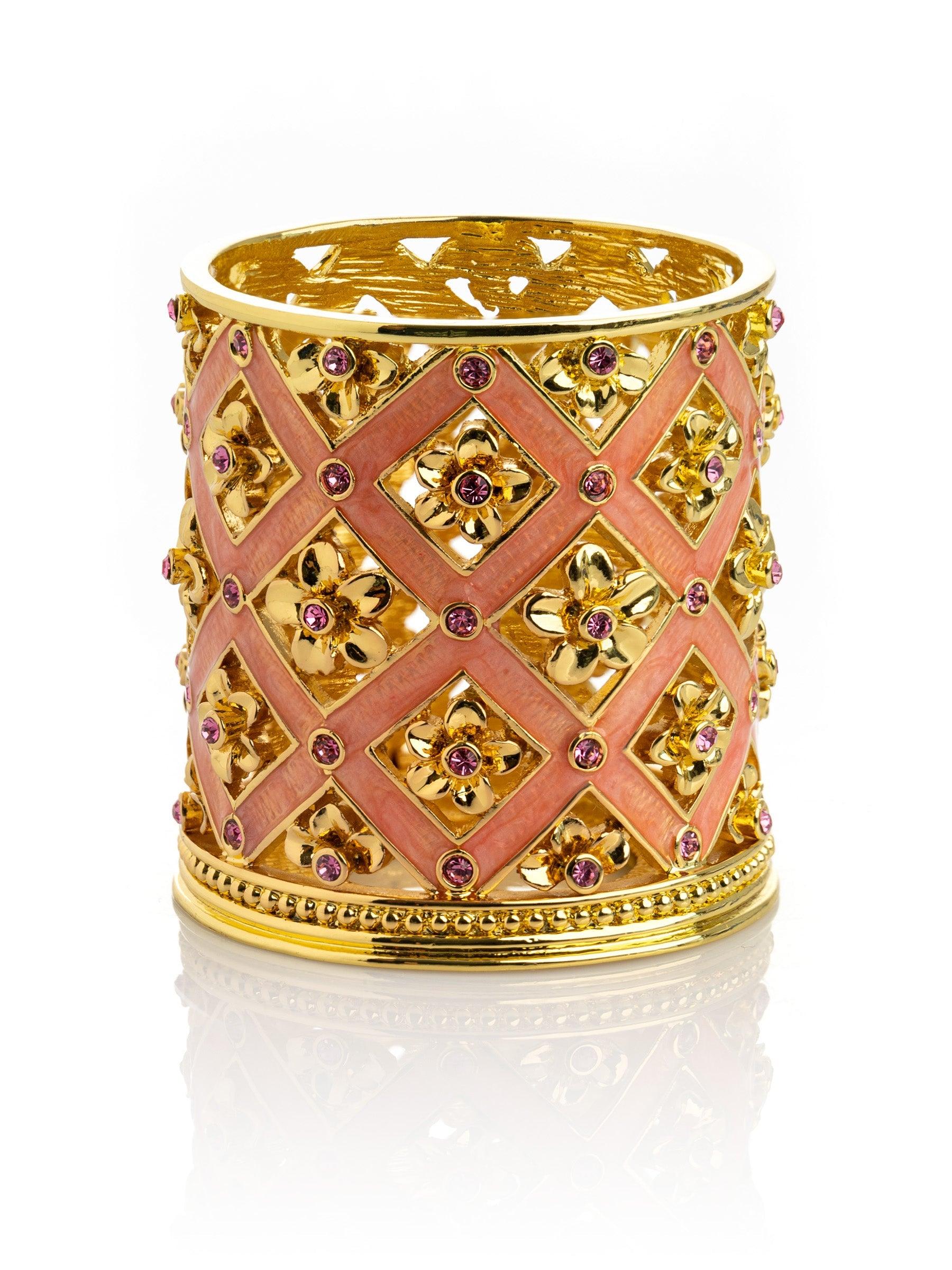 Pink Decorated Candle Holder – Elegant & Charming Decor - PRHOMZ