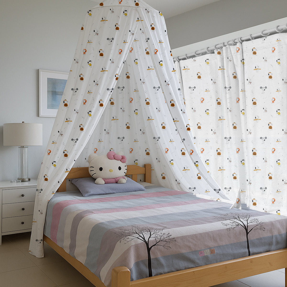 Cartoon Snoopy Printed Canopy