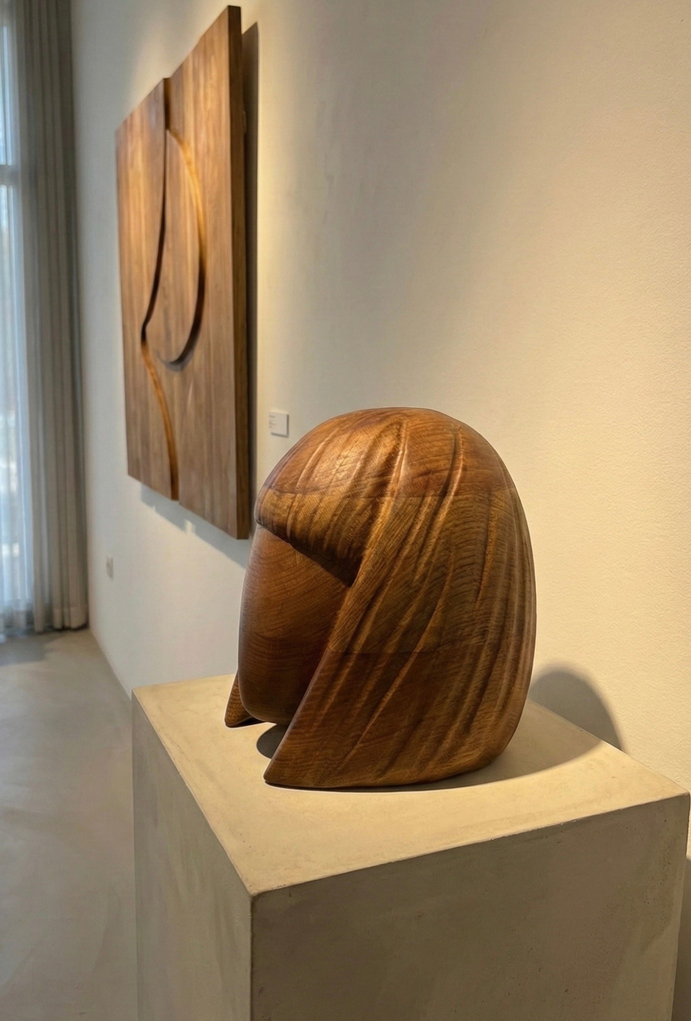 Wooden Women Head Sculpture