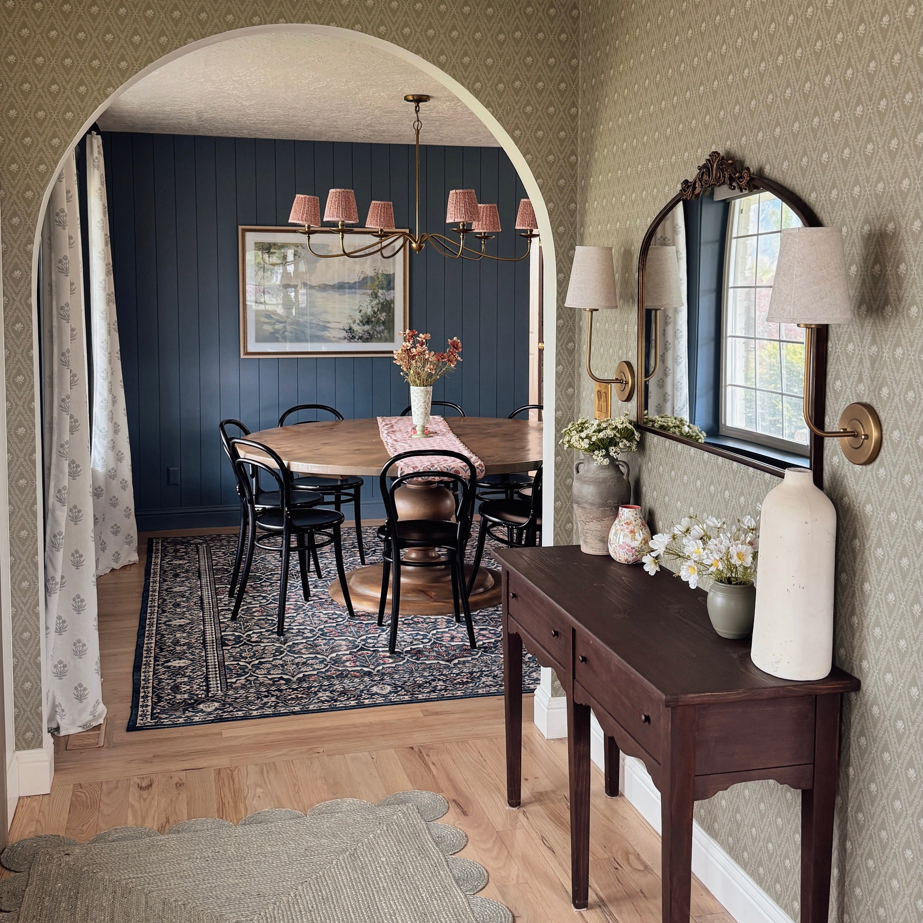 Violet Wallpaper by Taddy Mikelaites