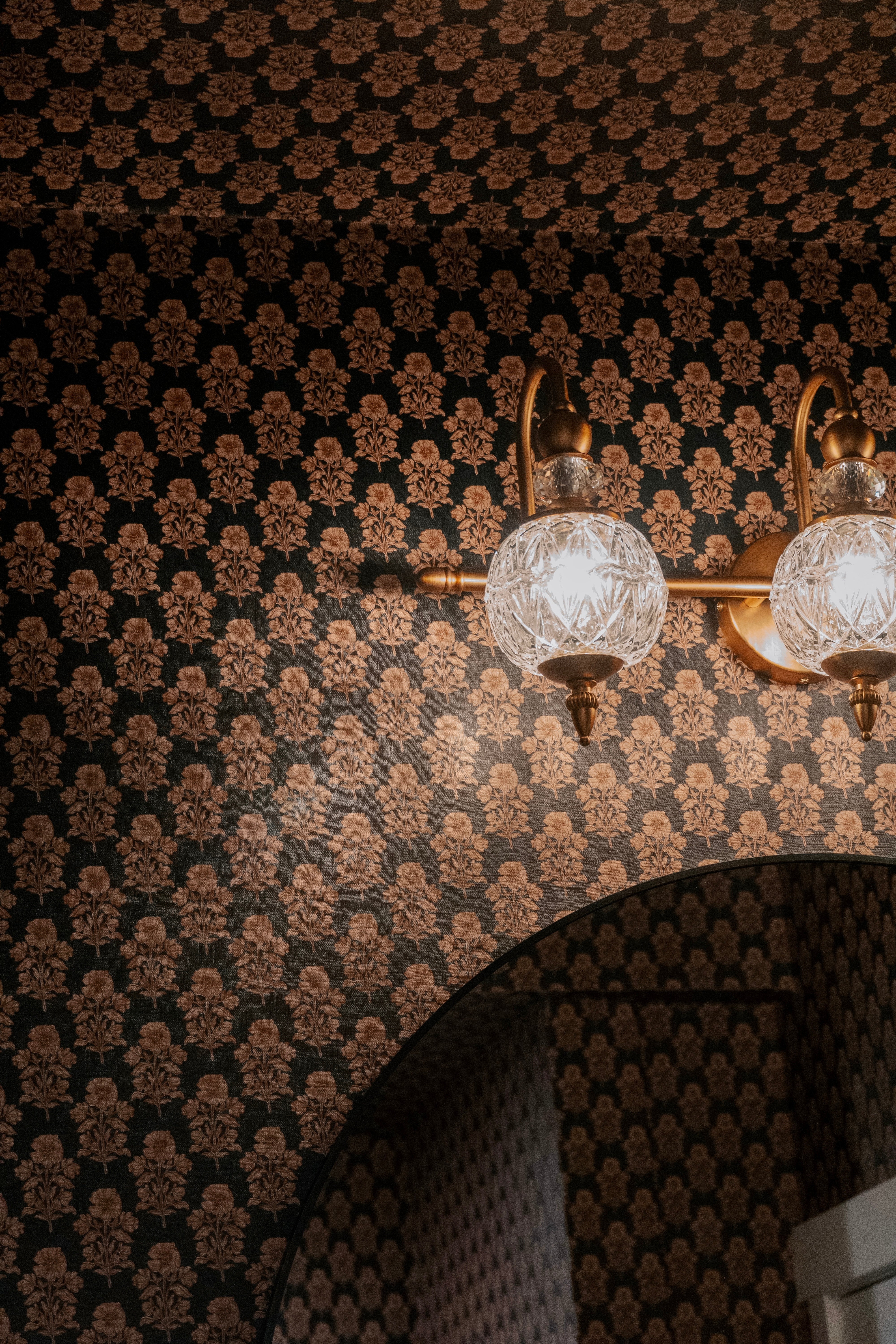 Jones Wallpaper by Taddy Mikelaites