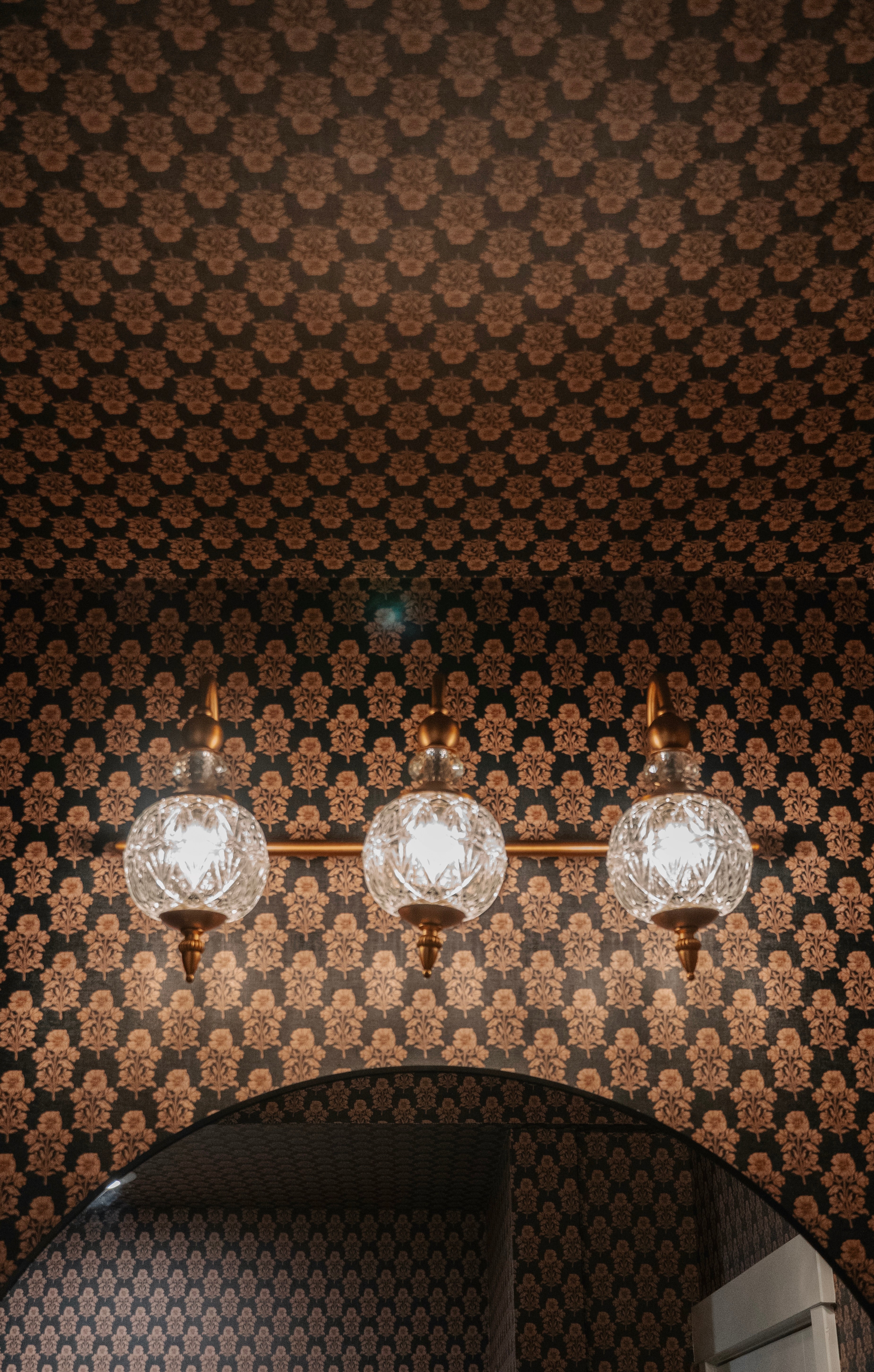 Jones Wallpaper by Taddy Mikelaites