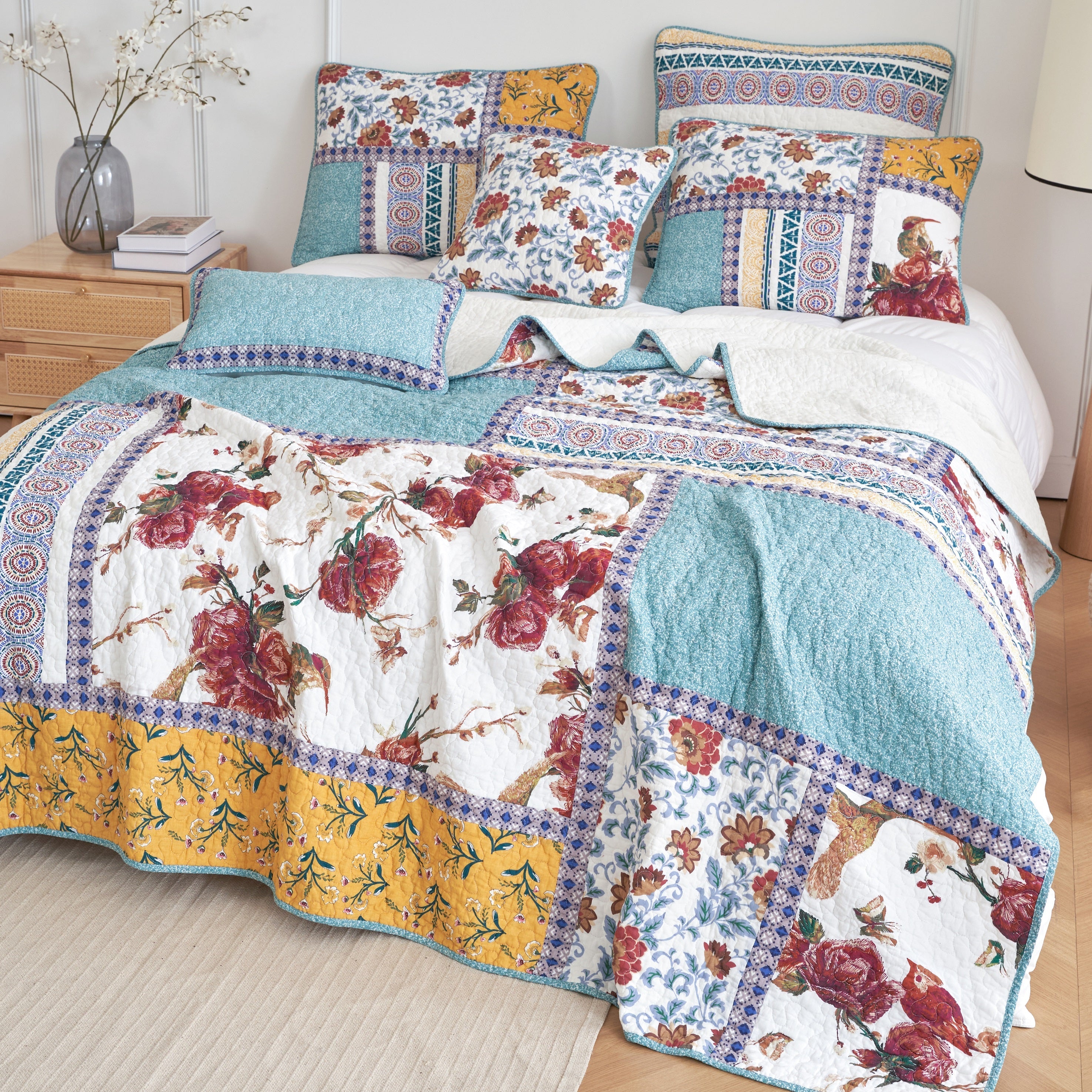 Tache Old World Garden Pastel Blue Yellow Red Hummingbirds Cotton Patchwork Quilt Set (JHW-936)