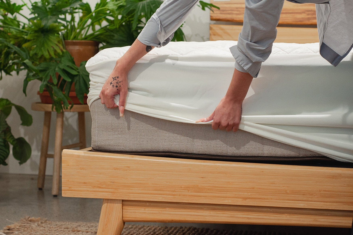 18" Wool and Cotton Mattress Protector