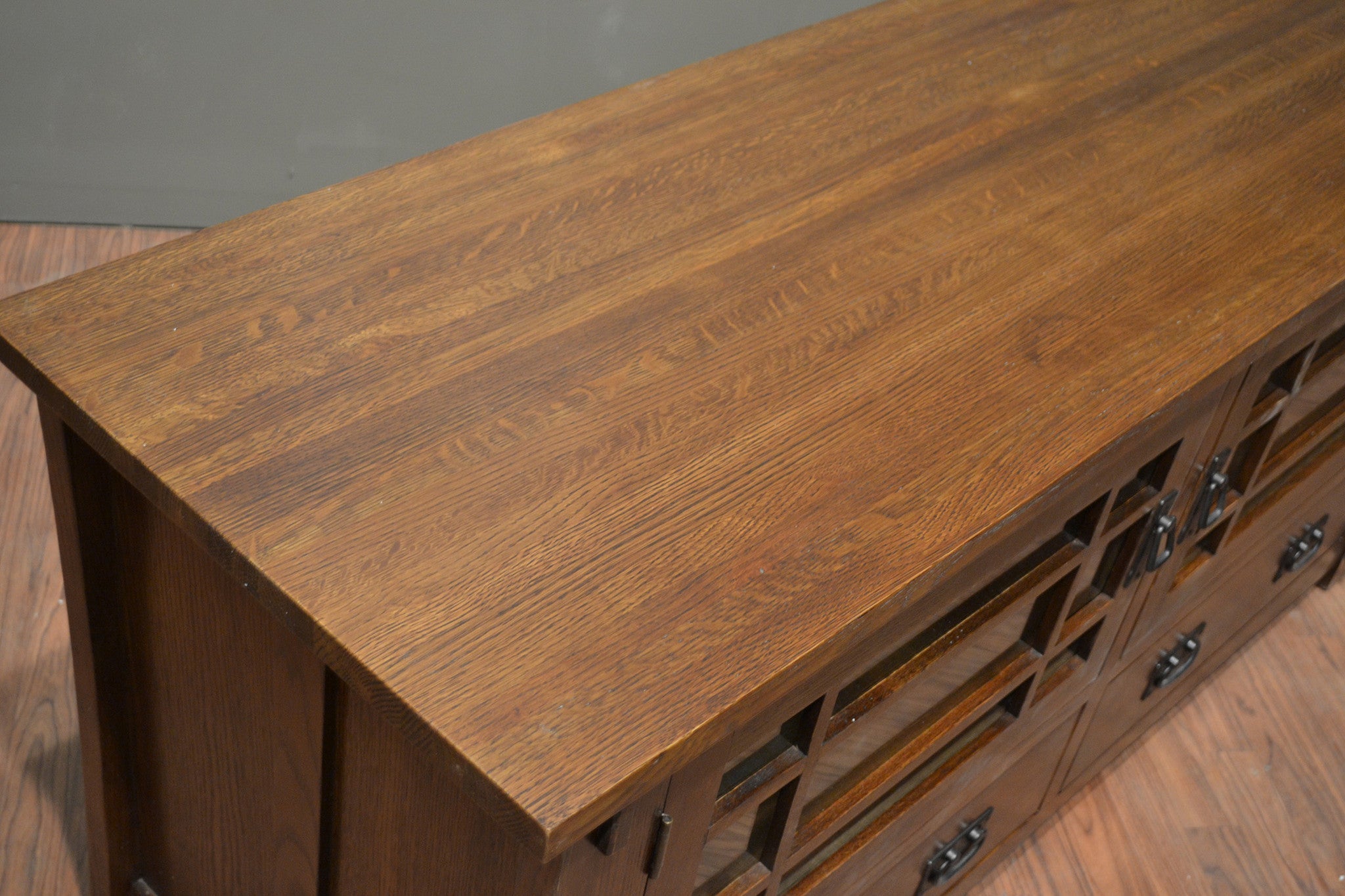 Mission Quarter Sawn Oak TV Stand - 60"