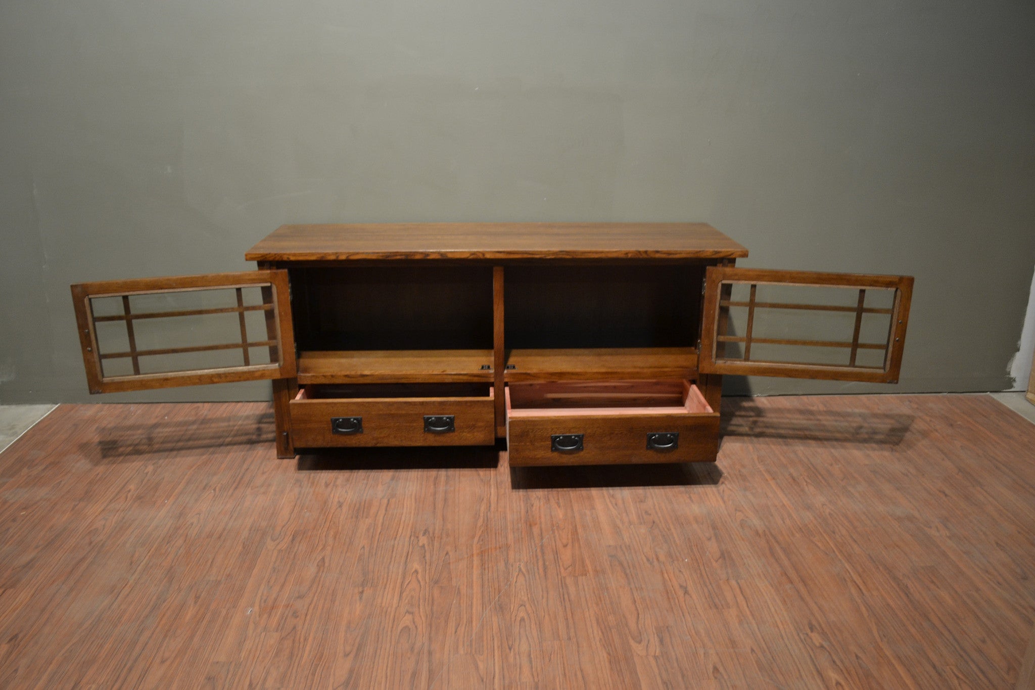 Mission Quarter Sawn Oak TV Stand - 60"