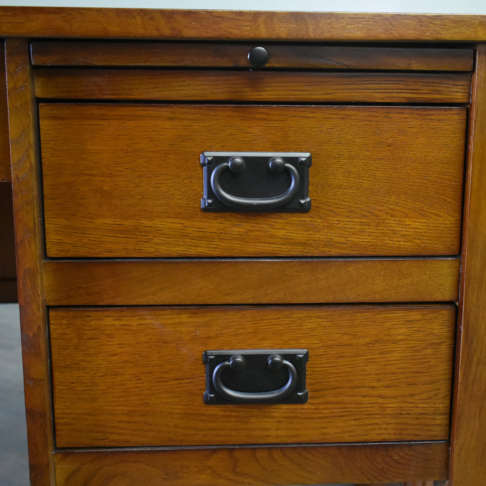 Mission Quarter Sawn Oak 5 Drawer Desk - Michael's Cherry