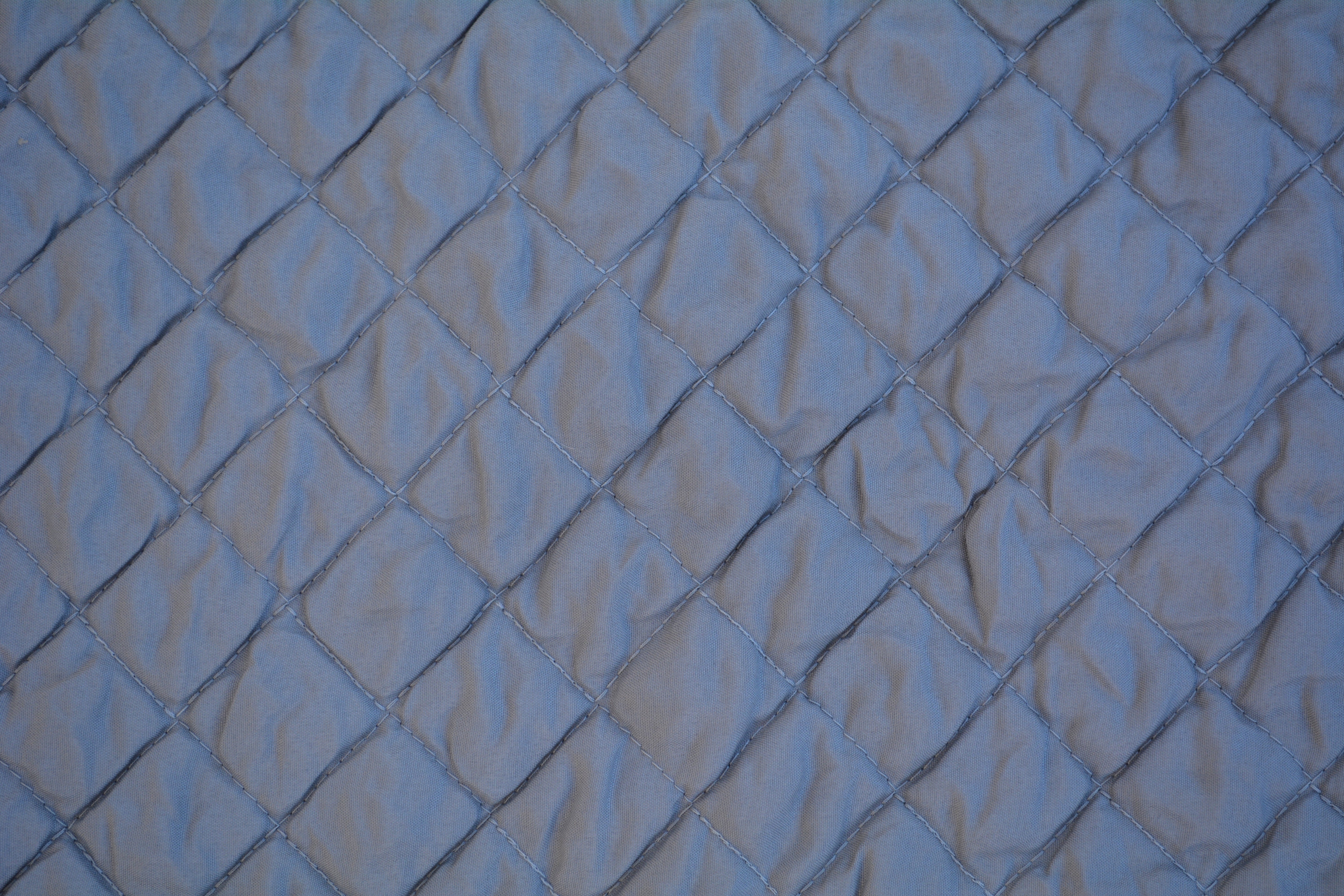 Tache Solid Light Gray Silver Diamond Stitch Bubble Quilted Bedspread Set (DXJ109038-2)